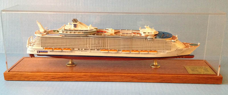 Allure of the Seas cruise ship  scale model.jpg