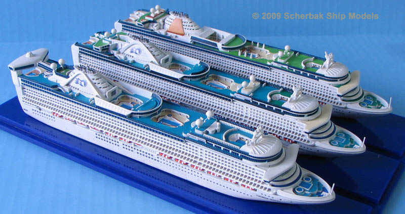 Princess cruise ship models and Ventura