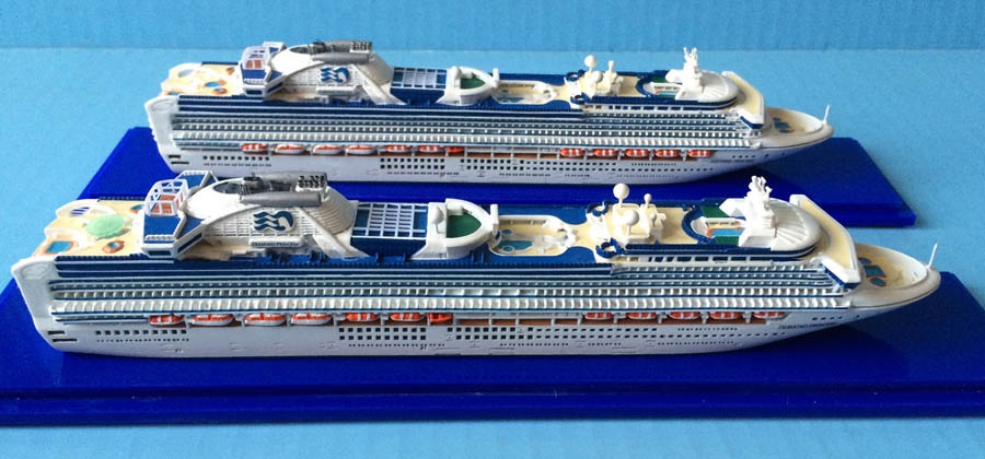 Diamond Sapphire Princess cruise ship models 1250