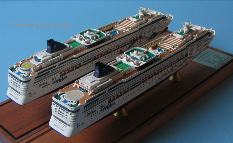 Norwegian Dawn and Star cruise ship models