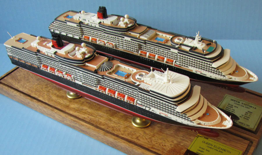Queen Elizabeth & Victoria cruise ship models
