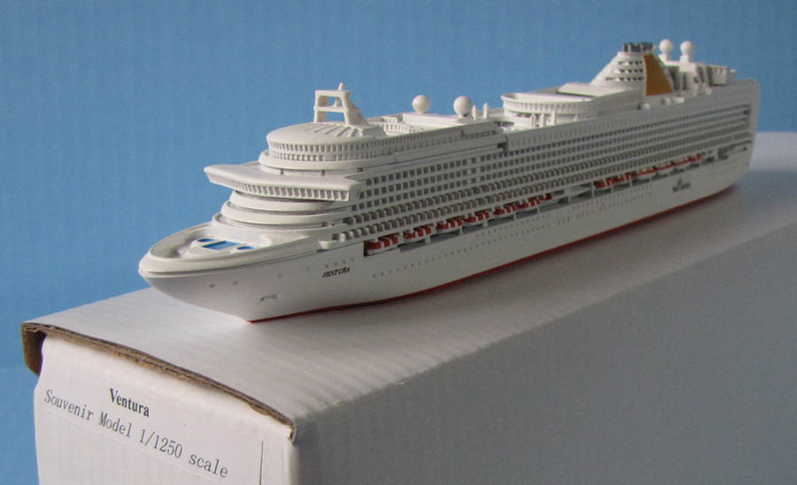  P&O VENTURA cruise ship model 1:1250 scale