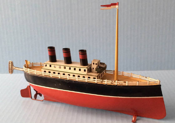 Arnold clockwork toy boat ocean liner