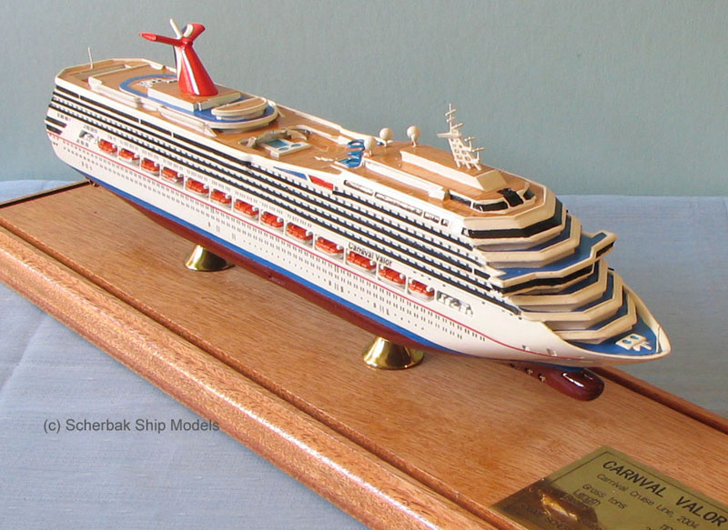 Carnival Valor cruise ship model 1:900 scale