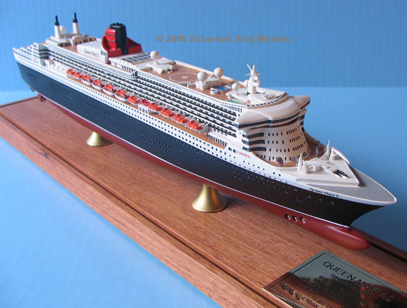 Queen Mary 2 model cruise ship