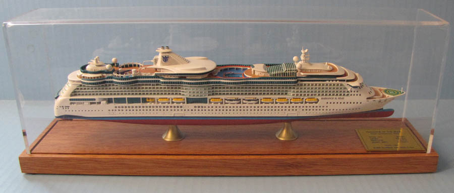 Radiance of the Seas cruise ship model
